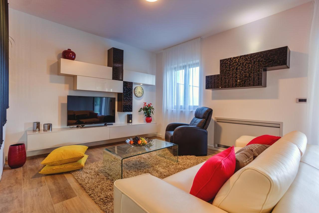 Villa Flora Vabriga Тар Экстерьер фото