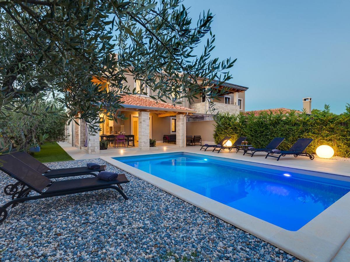 Villa Flora Vabriga Тар Экстерьер фото