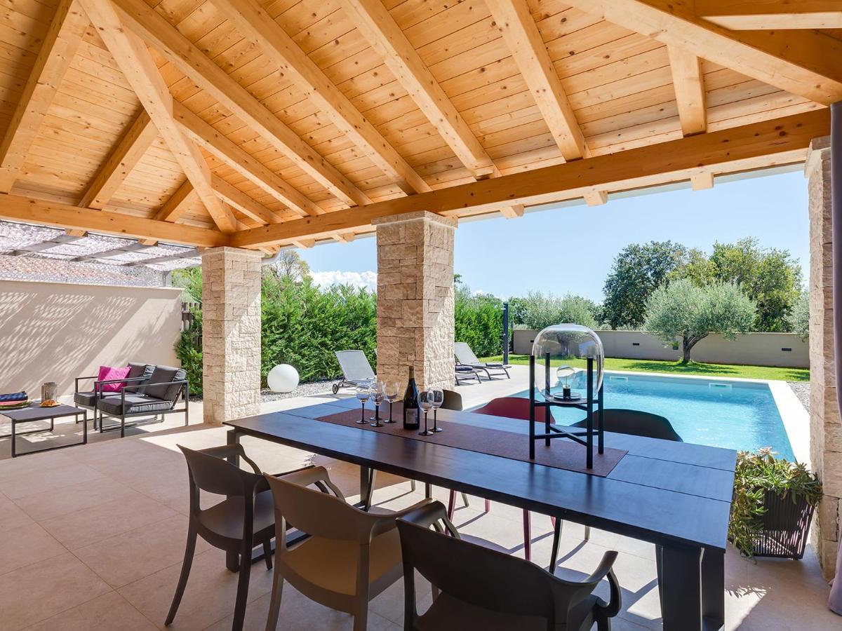 Villa Flora Vabriga Тар Экстерьер фото