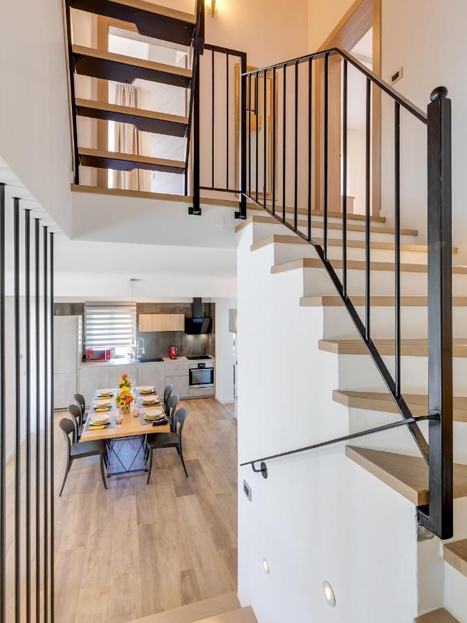 Villa Flora Vabriga Тар Экстерьер фото