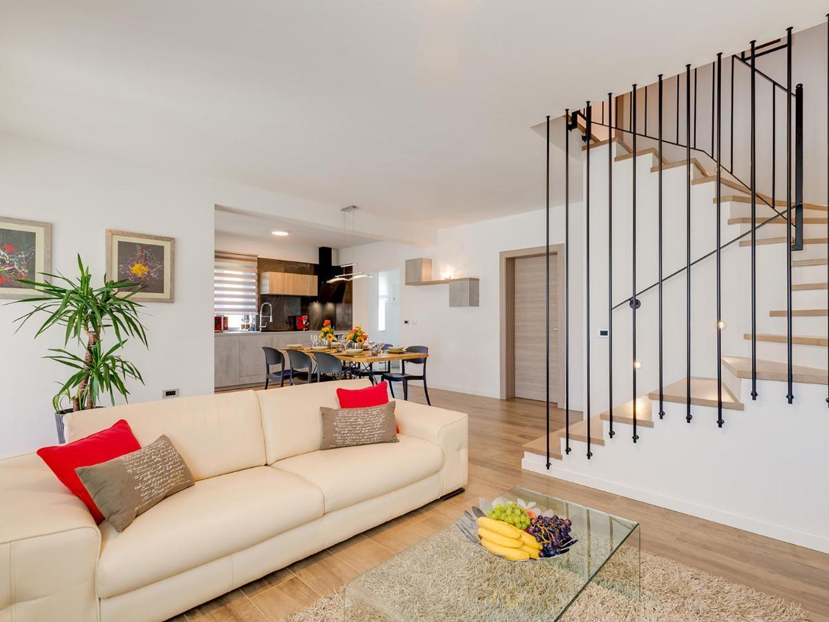 Villa Flora Vabriga Тар Экстерьер фото
