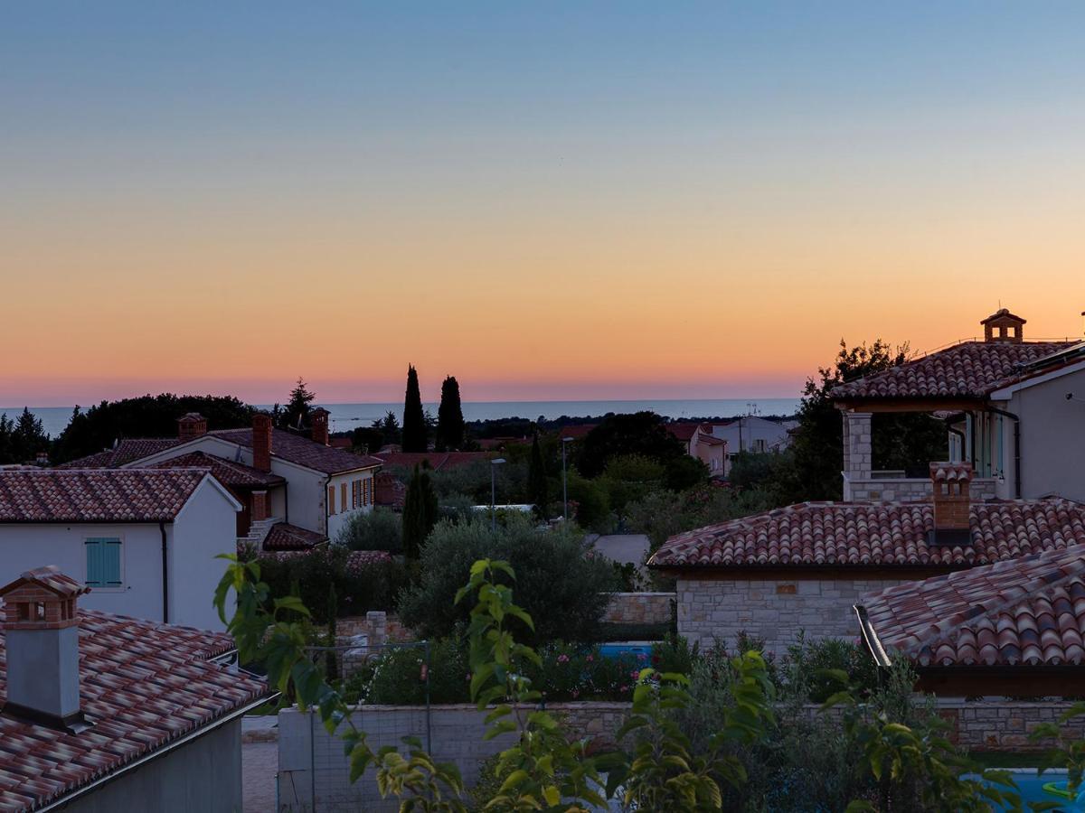 Villa Flora Vabriga Тар Экстерьер фото